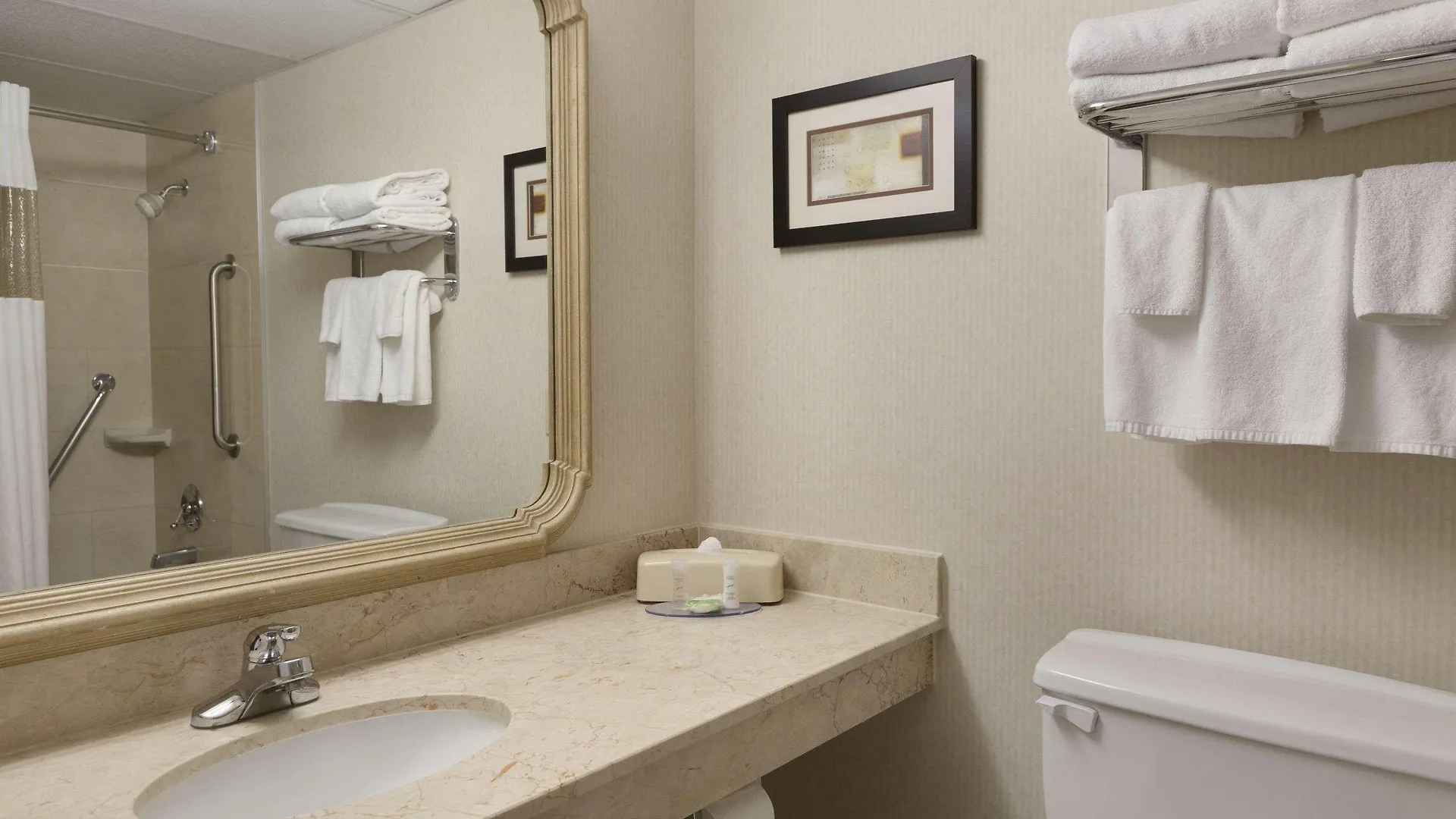 Travelodge Hotel By Wyndham Vancouver Airport Richmond